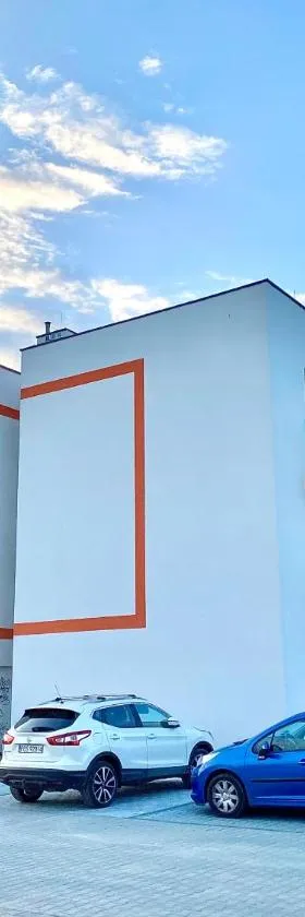 Apartament Krakowska - winda, parking，位于大波兰地区奥斯特鲁夫的酒店