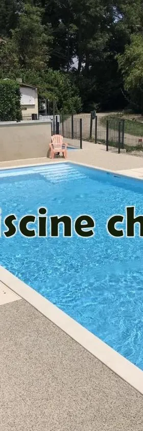 Camping les Avenières，位于Manthes的酒店