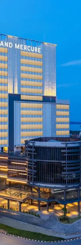 Grand Mercure Batam Centre，位于巴淡岛中心的酒店