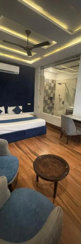 Hotel ML Pride，位于伯蒂亚拉的酒店
