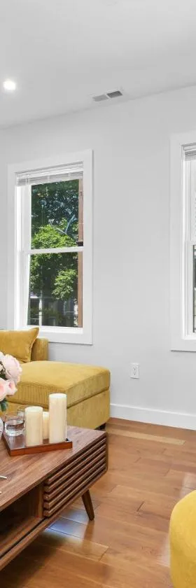 3BR2Bth TD Garden BOS MIT Harvard 2 Parking Spaces，位于萨默维尔的酒店