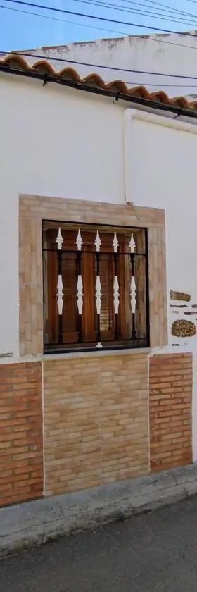 La Casita de Ale，位于Polán的酒店