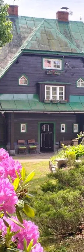 Prawdzicówka，位于Zachełmie的酒店
