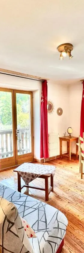 Ségure Chalet l'étoile des cîmes，位于Ristolas的酒店