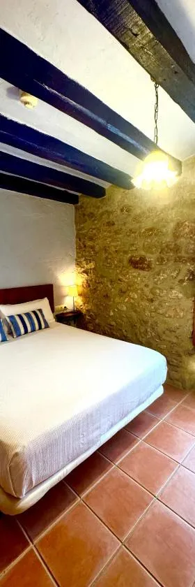 Cal Capdevila Apartaments，位于Pira的酒店