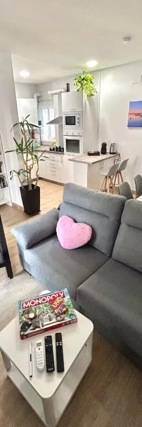 Apartalux Sevilla Camas，位于卡马斯的酒店