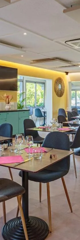 Sure Hotel by Best Western Biarritz Aeroport，位于比亚里茨的酒店