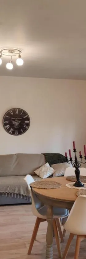 Gîte Ebreuil，位于Ébreuil的酒店