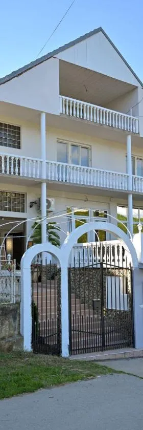 Apartmani kod kumašina，位于Kuršumlija的酒店
