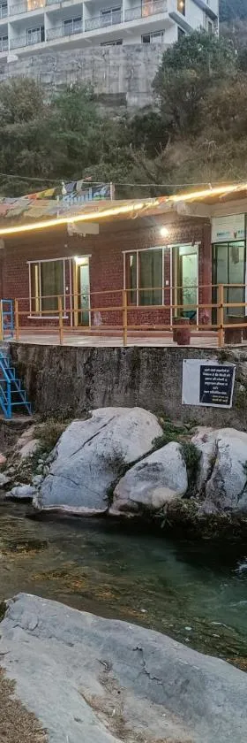 Rivulet Resort & Camping，位于穆索里的酒店