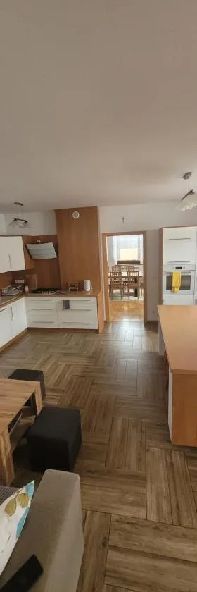 Domek obok pustyni，位于Chechło的酒店