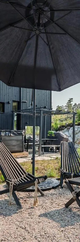 Villa Blackwood，位于Söderkulla的酒店