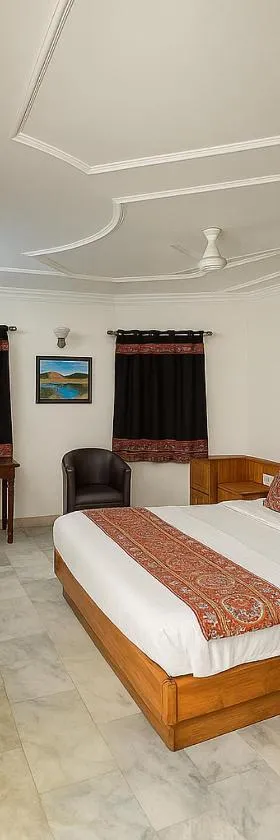 Stay Guru Resort Farm Villa，位于普杰的酒店