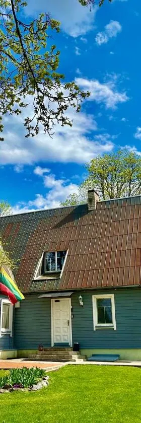 Maple House - Sodyba Tarp Klevų，位于乌田纳的酒店