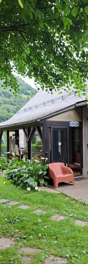 Maison de montagne avec jardin privatif，位于Sarrancolin的酒店