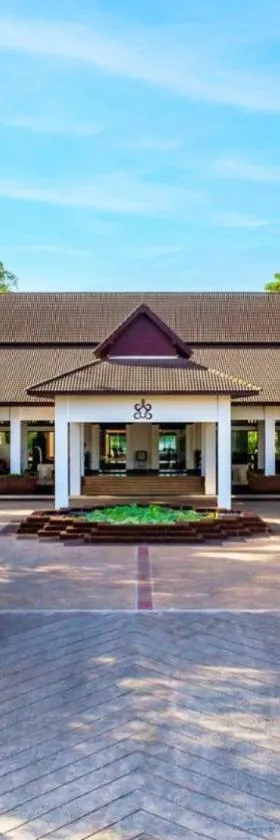 Tawa Ravadee Resort Prachinburi, a member of WorldHotels Distinctive，位于Si Maha Phot的酒店