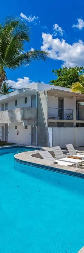 Viento Beach Lodge，位于多拉多的酒店