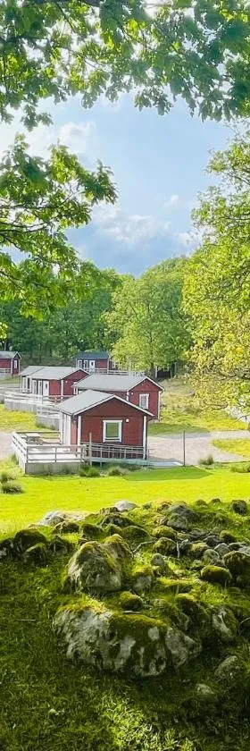 Stuga - Ulvereds Hjorthägn，位于拉霍尔姆的酒店