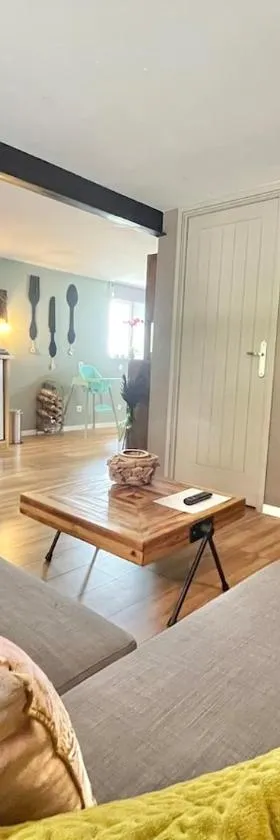 Gîte "La belle vie"，位于Chamblet的酒店