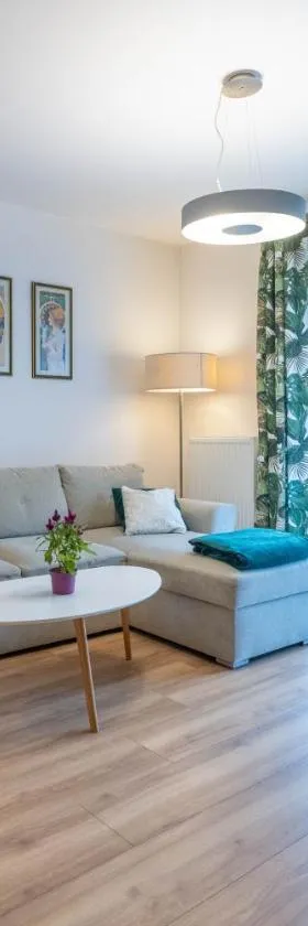 Green Apartment Chrzanów，位于赫扎努夫的酒店