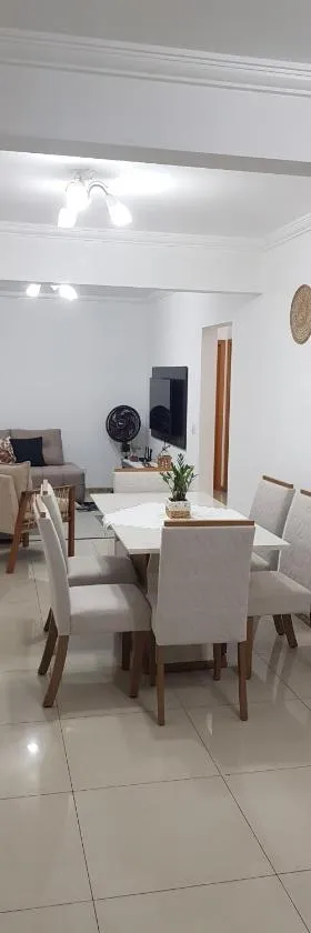 Apartamento em Treze Tílias，位于特雷齐蒂利亚斯的酒店