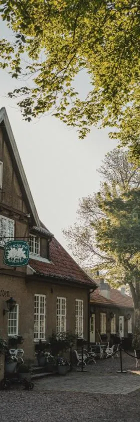 库拉加登斯瓦德苏斯酒店，位于默勒的酒店