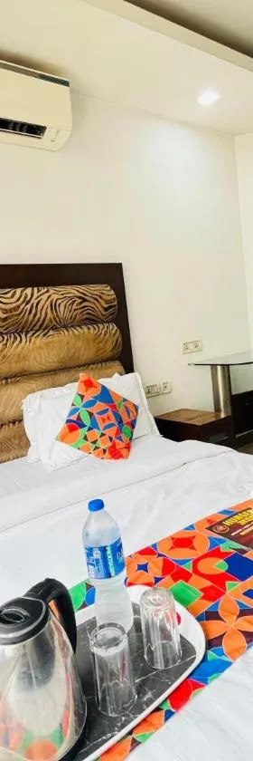 Hotel Royal Haveli - Ghaziabad，位于Farrukhnagar的酒店