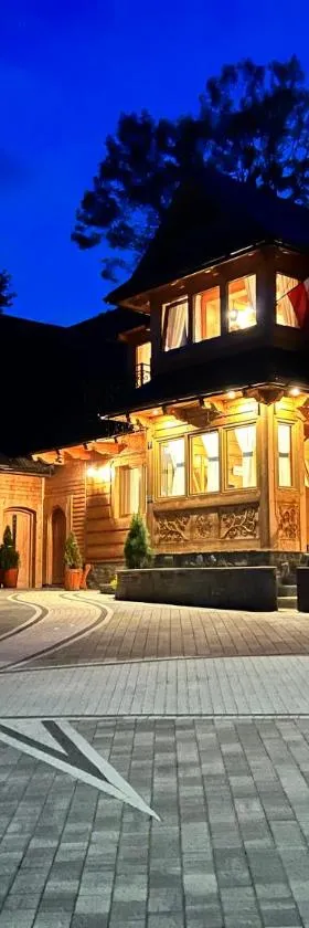 Rancho Zalinski，位于Bustryk的酒店