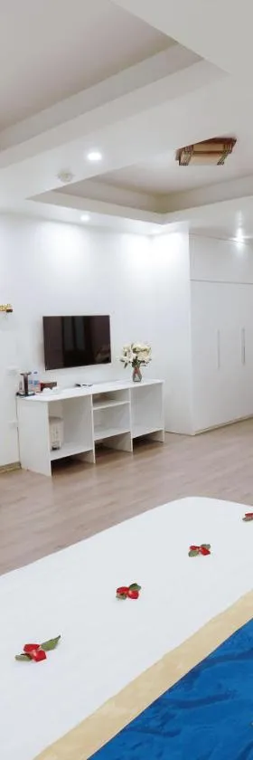 Mia Noi Bai Airport Hotel，位于内排的酒店