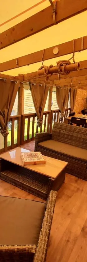 Au petit coin tranquille，位于Saint-Gobert的酒店