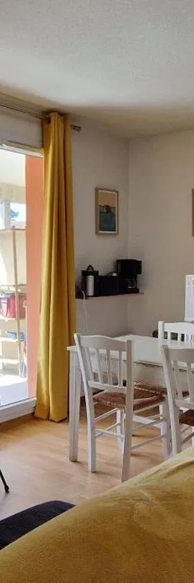 Appartement 2 chambres piscine，位于滨海勒韦尔东的酒店
