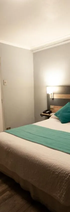 Hotel Real，位于利纳雷斯的酒店