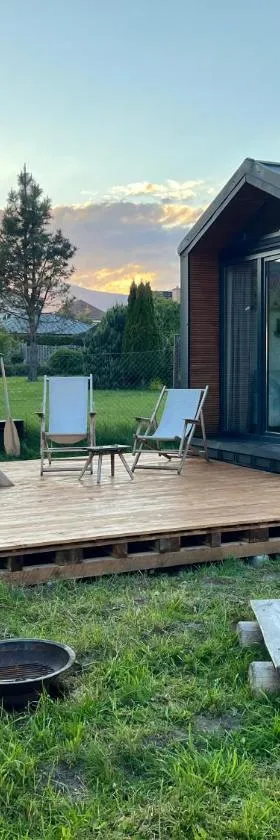 Tiny House Krkonose，位于姆拉代布基的酒店