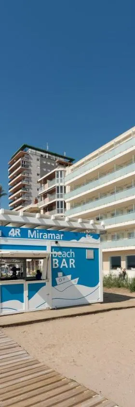 4R Miramar Calafell，位于卡拉费尔的酒店
