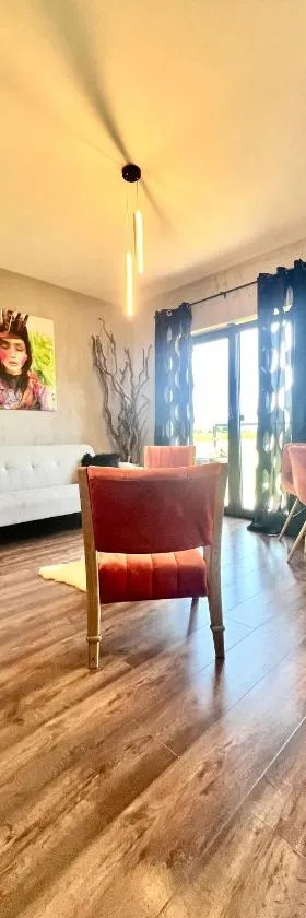 Silesia Apartments B129，位于乌斯特龙的酒店