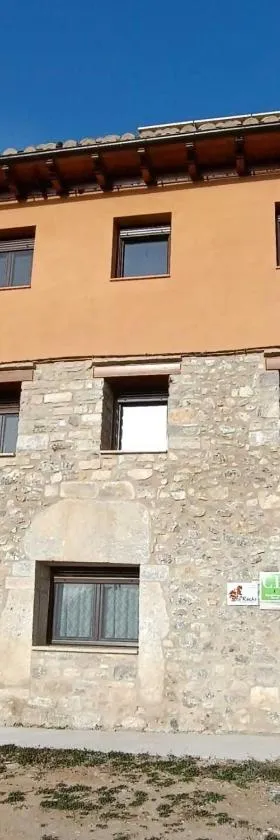 Apartamentos de Turismo Rural La Rocha，位于Fortanete的酒店
