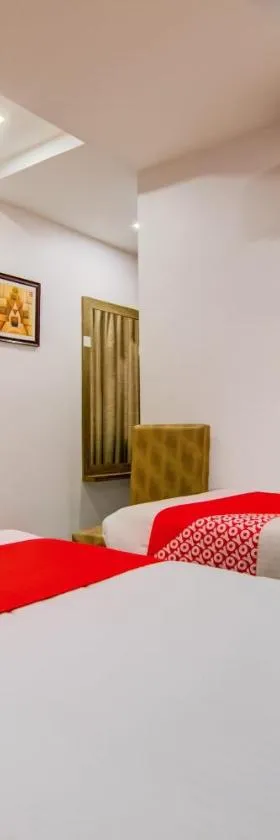 Capital O Pratibha Grand，位于维杰亚瓦达的酒店