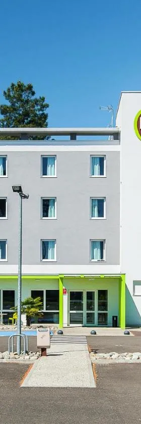 B&B HOTEL Mont-de-Marsan，位于Saint-Avit的酒店