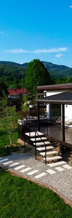 Transalpina Tiny House - outdoor jacuzzi，位于巴亚德菲耶尔的酒店