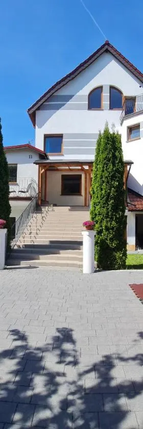 Dom wczasowy WENUS，位于乌斯特卡的酒店