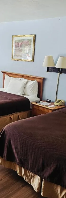 The Budget Inn Express，位于谢里登的酒店