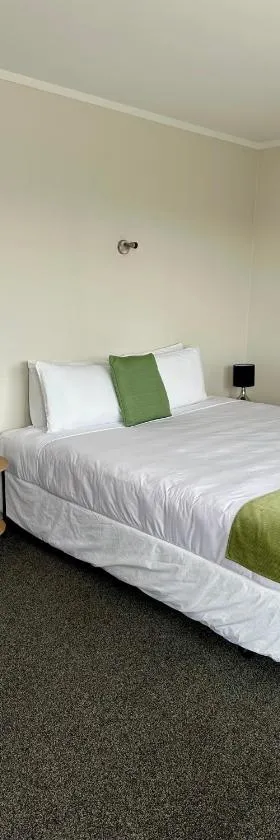 Bay Lodge Motel，位于陶朗加的酒店