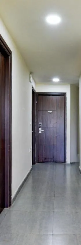 Super Townhouse Gachibowli Near Gopichand Academy，位于Gachibowli的酒店