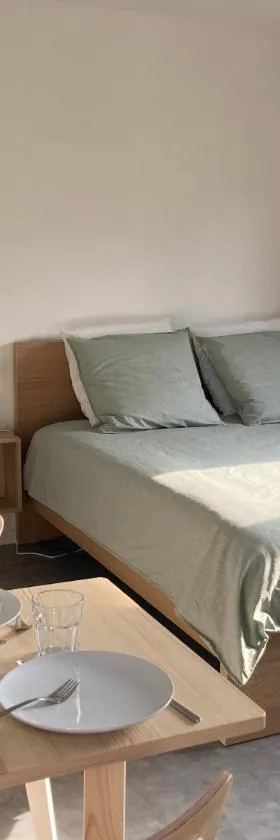 Chambre calme et spacieuse pour amoureux de la nature，位于Le Longeron的酒店