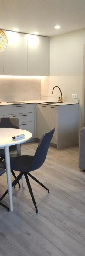 Apartamentai pas Sandra，位于迪勒维尔纳的酒店