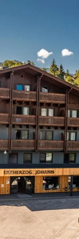 Erzherzog Johann Alpin Style Hotel - Adults Only，位于斯拉德明的酒店
