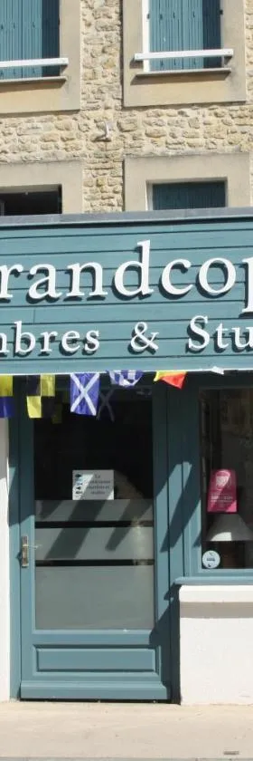 La Grandcopaise Chambres et Studios，位于格朗德康迈西的酒店