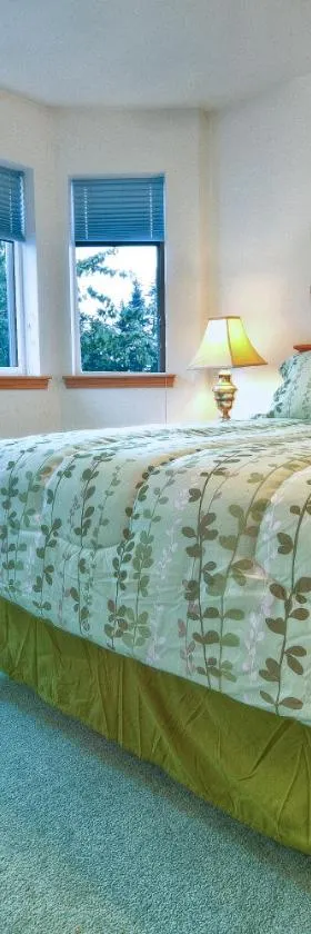 Frontier Suites Hotel in Juneau，位于朱诺的酒店