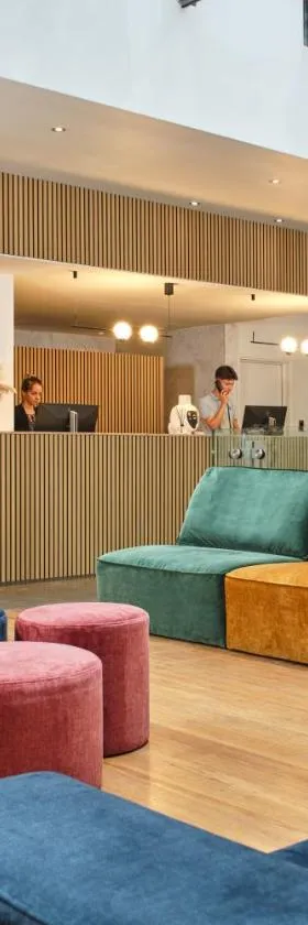 Hôtel Aqua by HappyCulture，位于布鲁塞尔的酒店