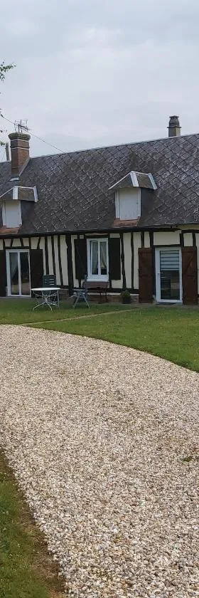 Maison à la campagne, coté forêt，位于Beaubray的酒店